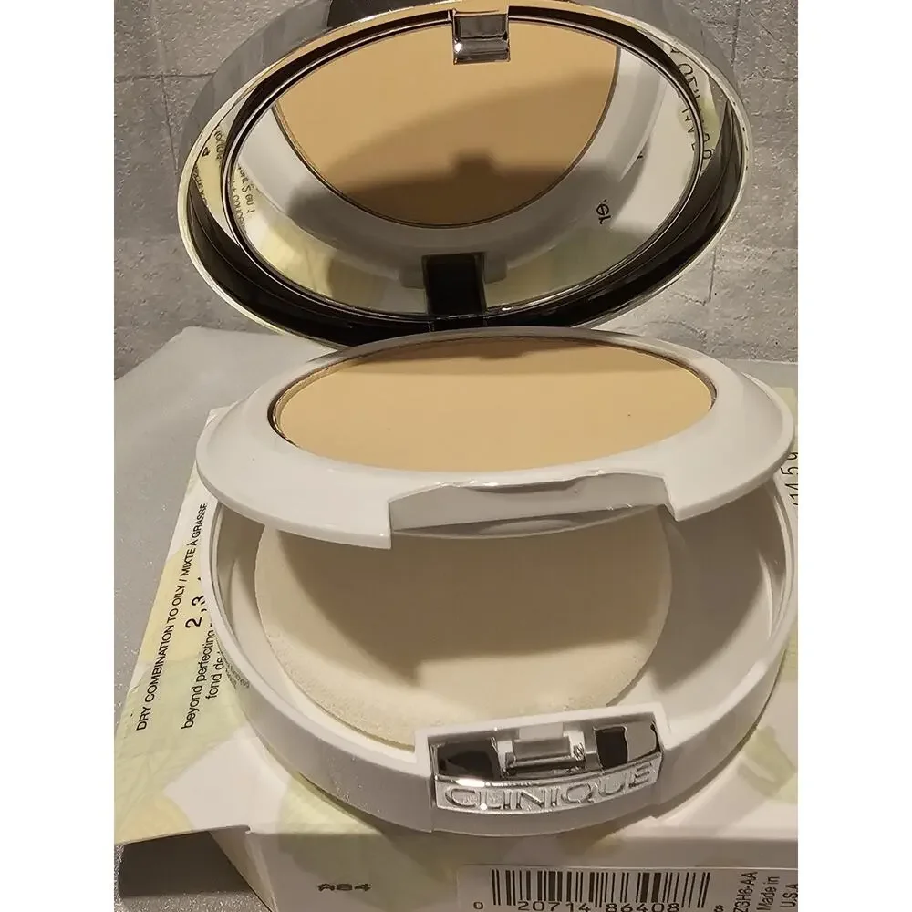 0.25 DUNE (VF-G) Clinique Beyond Perfecting Powder Foundation+Concealer